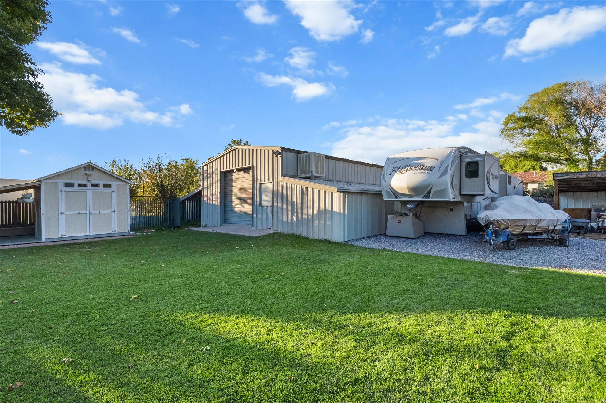 main property photo 45