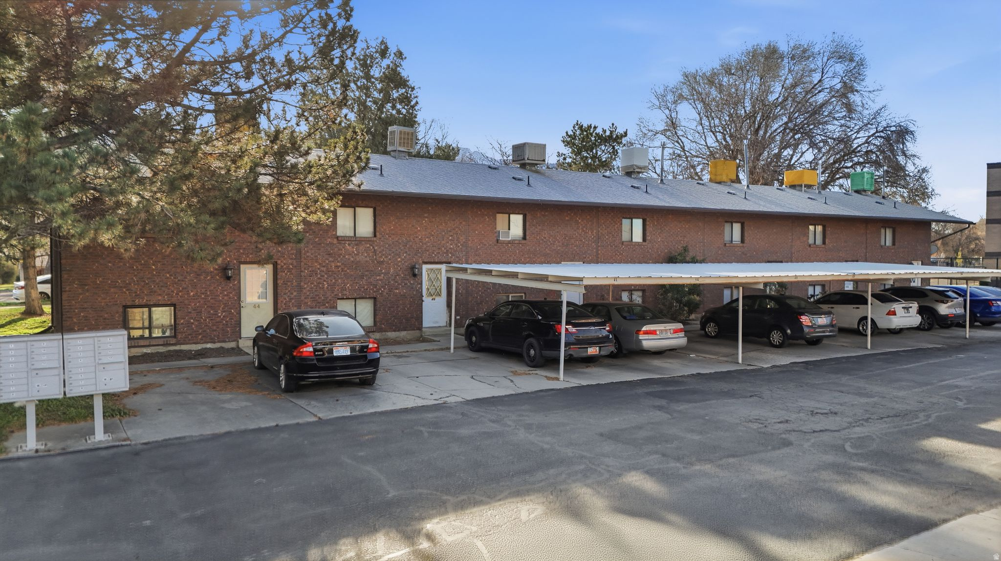 main property photo 14