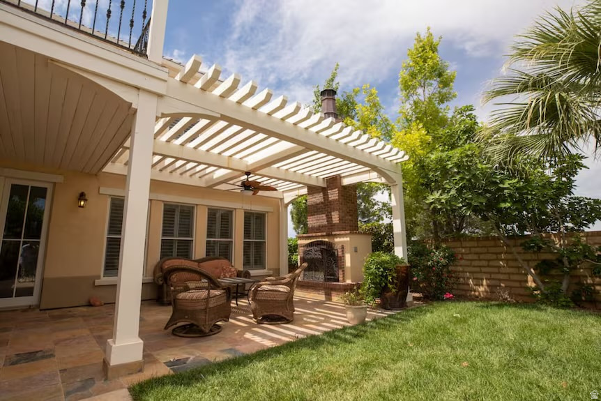 main property photo 33