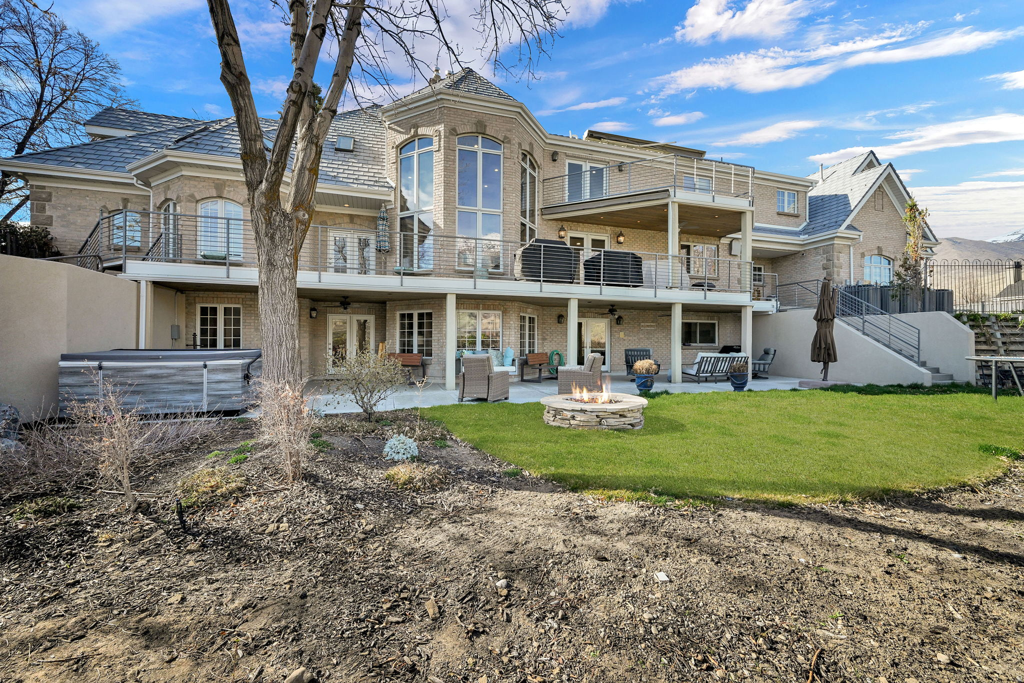 main property photo 79