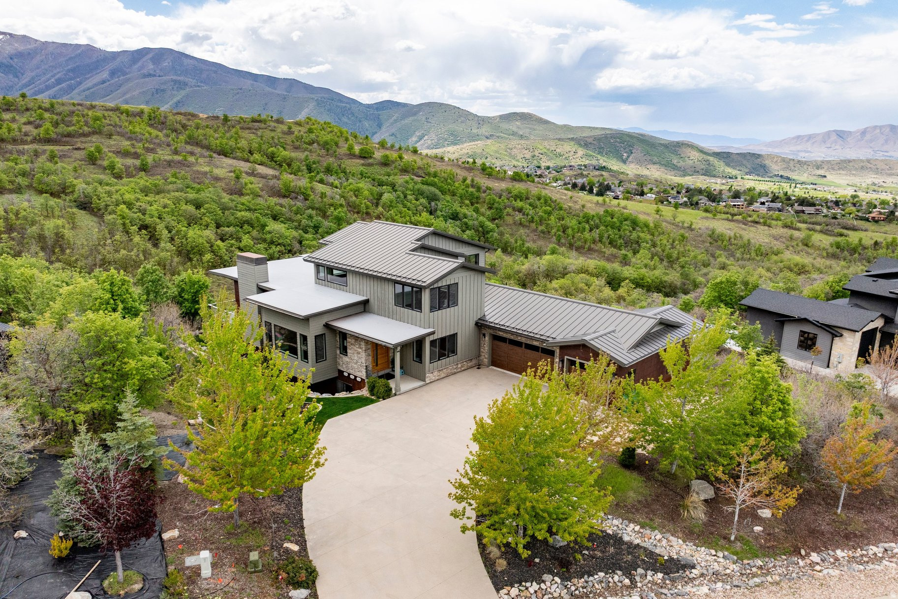 main property photo 57