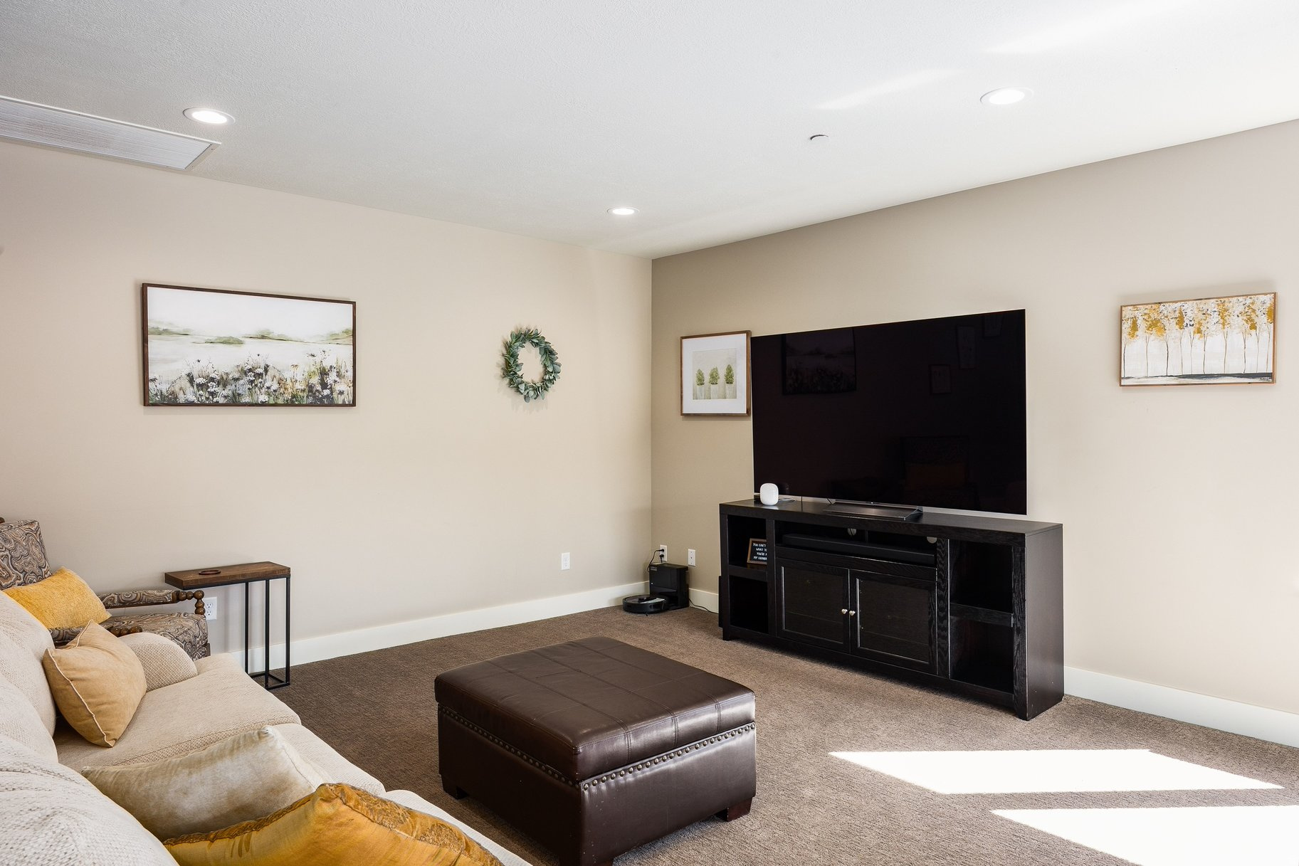 main property photo 76