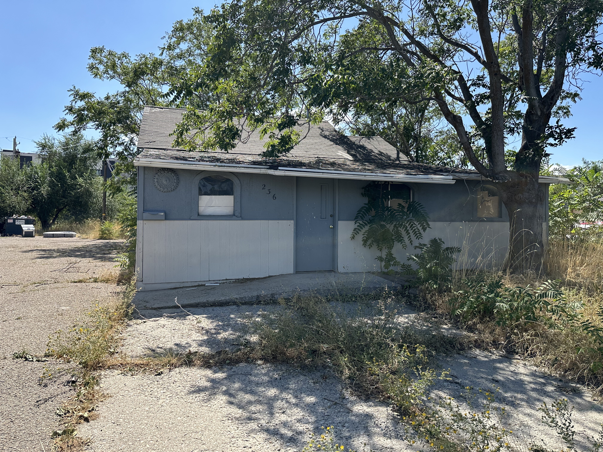 main property photo 24
