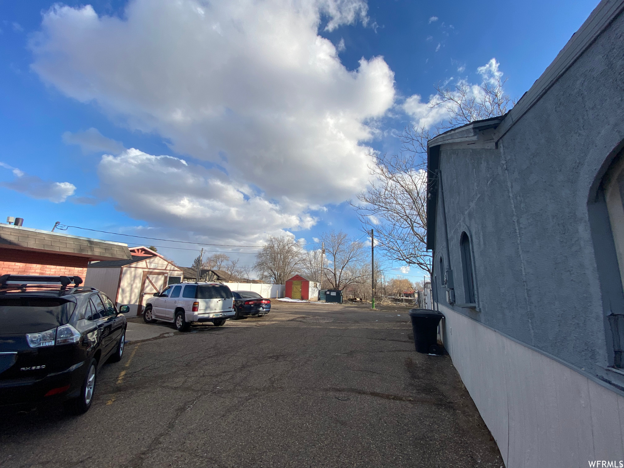 main property photo 7