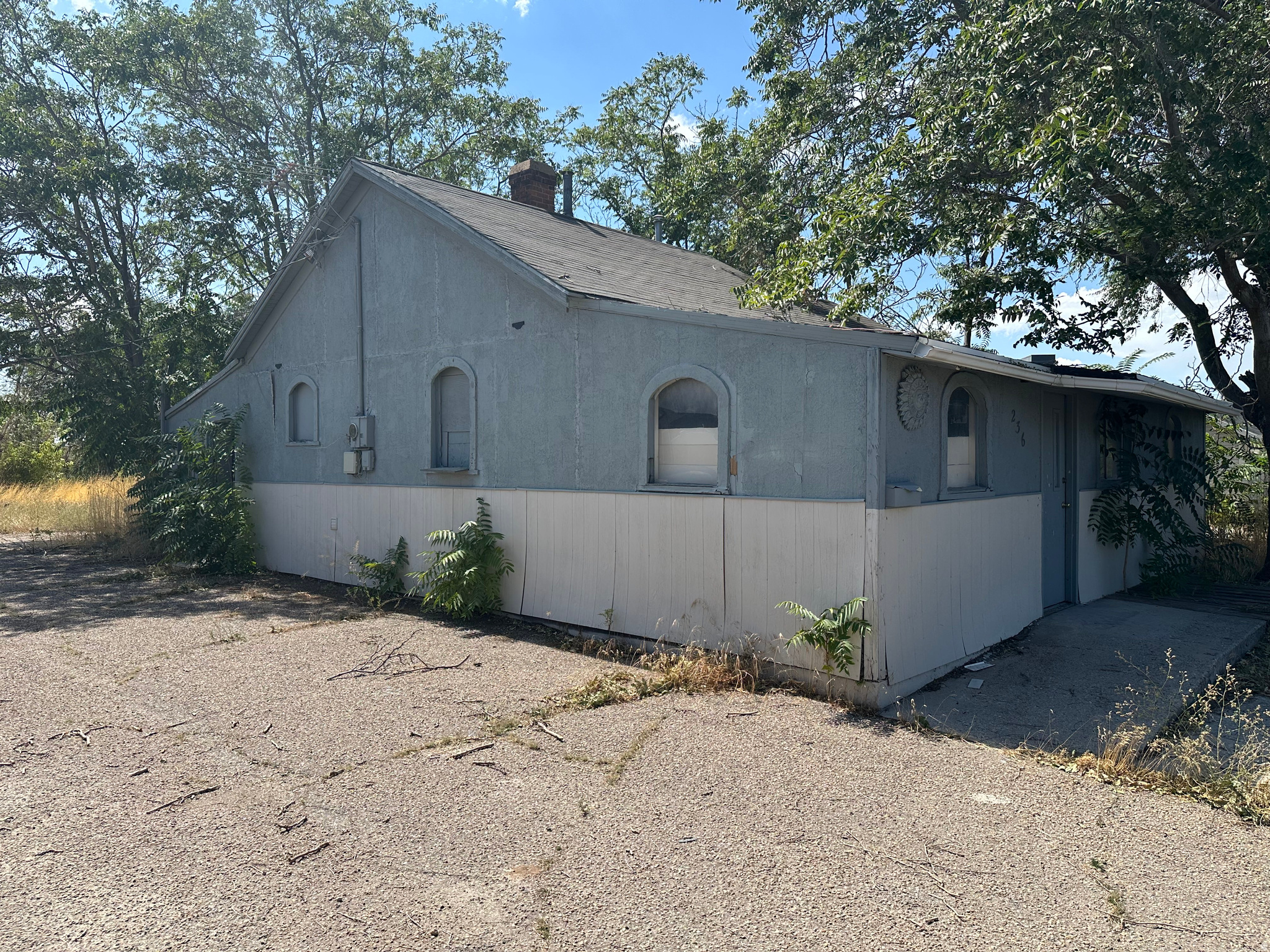 main property photo 8