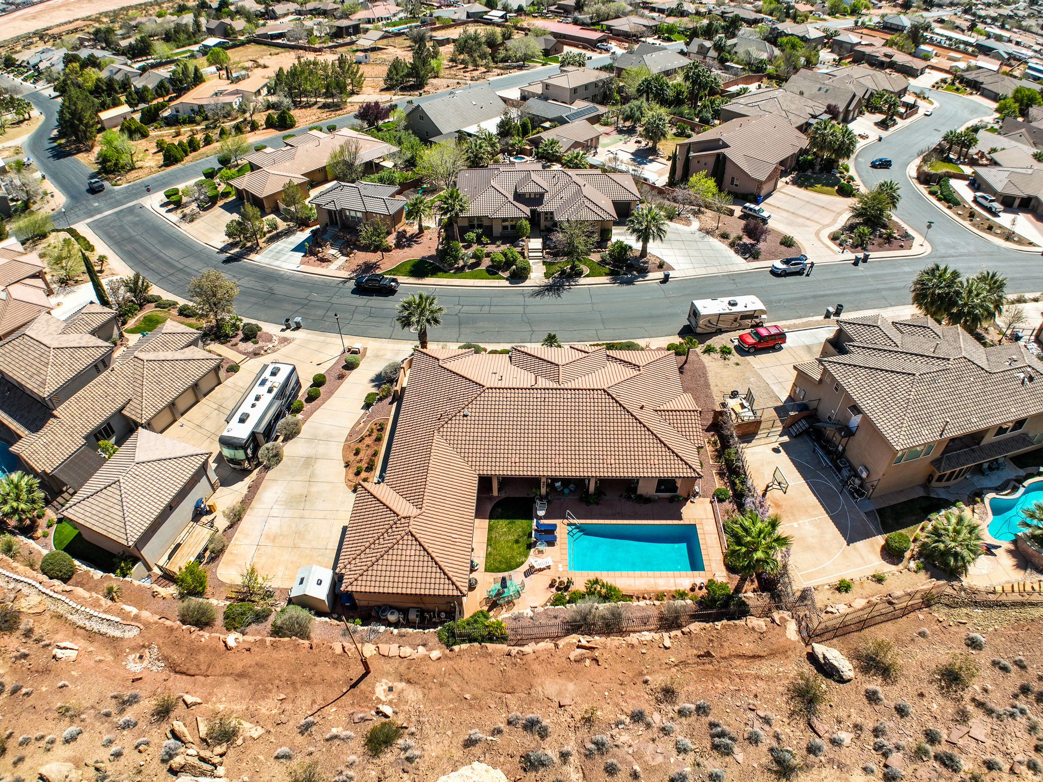 main property photo 36
