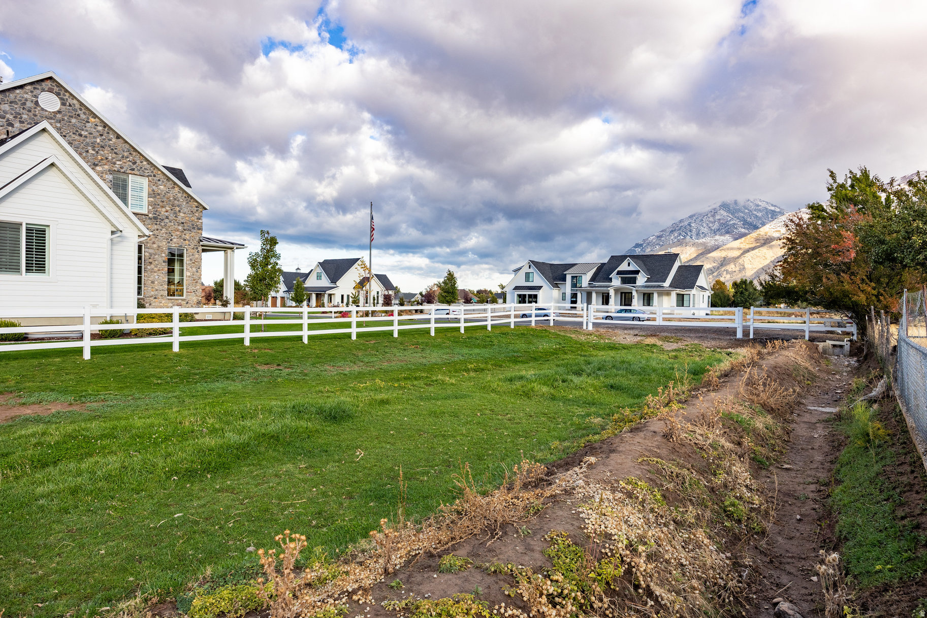 main property photo 66