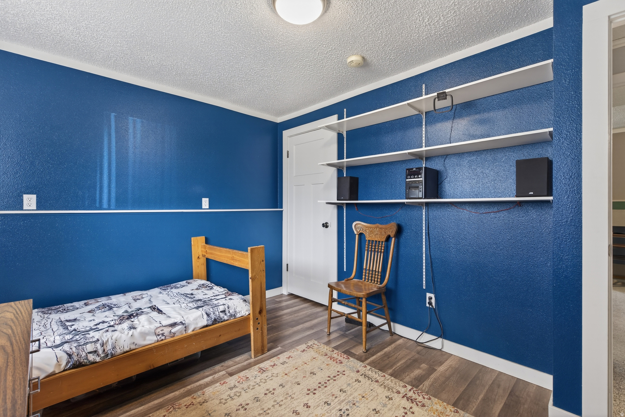 main property photo 25