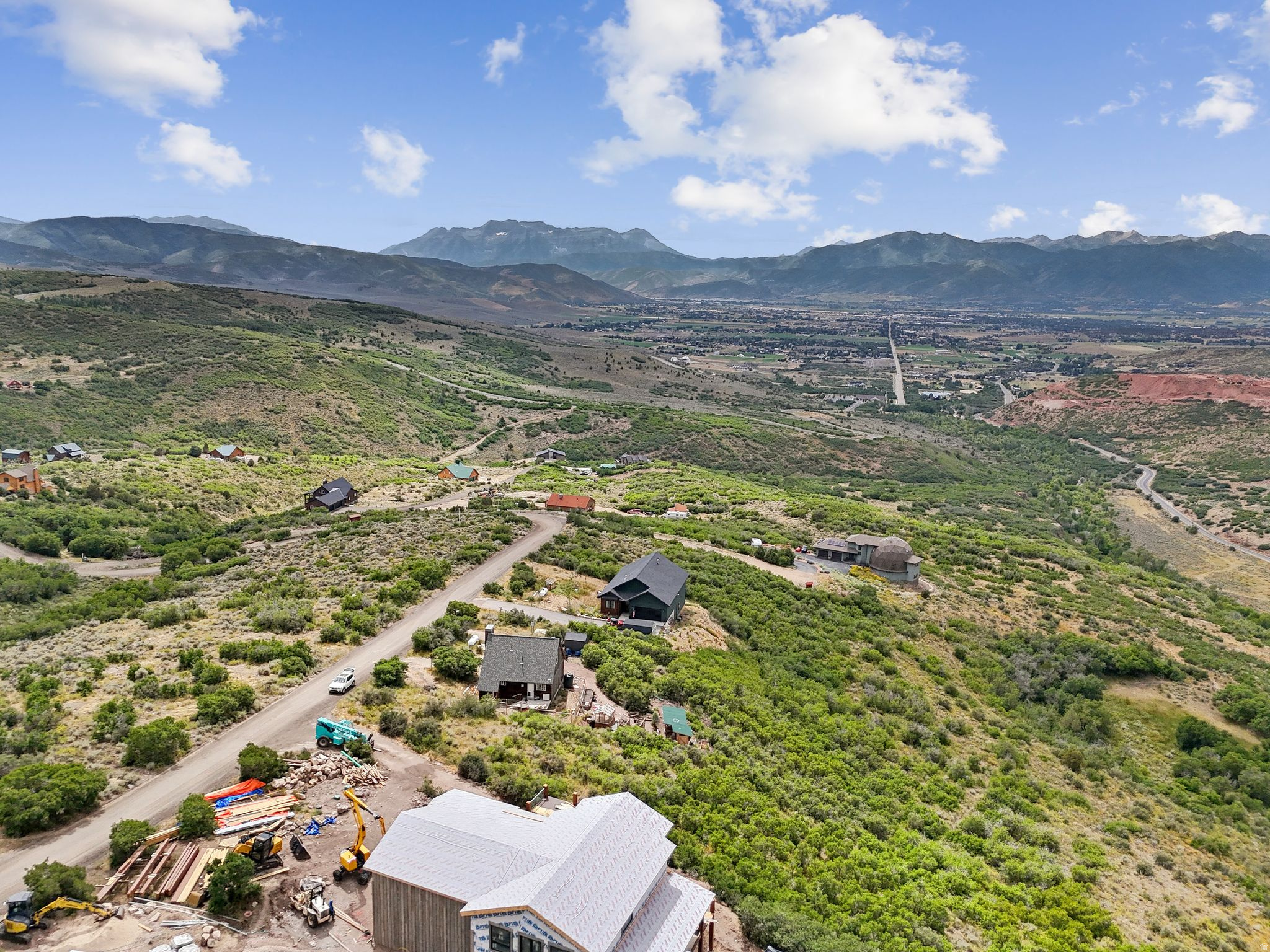 main property photo 40