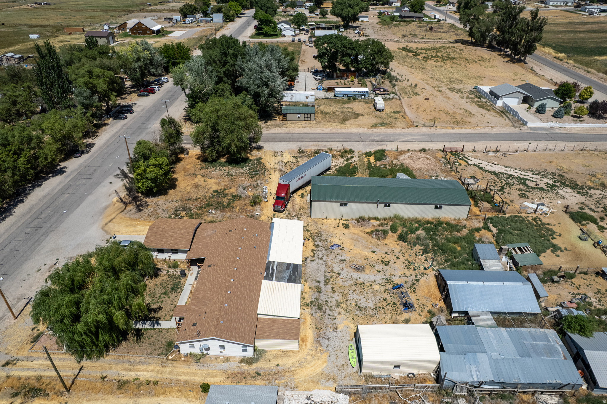 main property photo 4