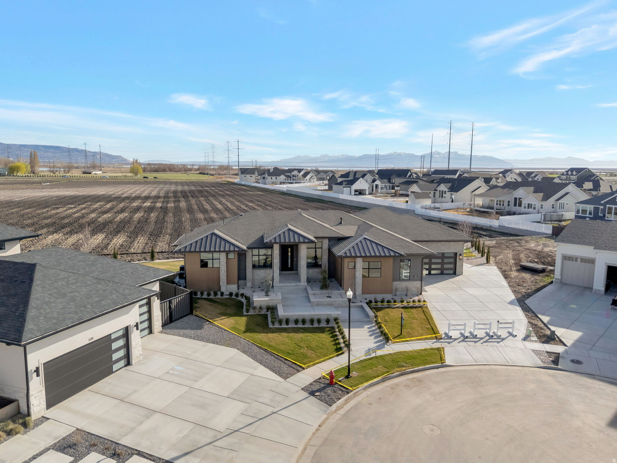 main property photo 75