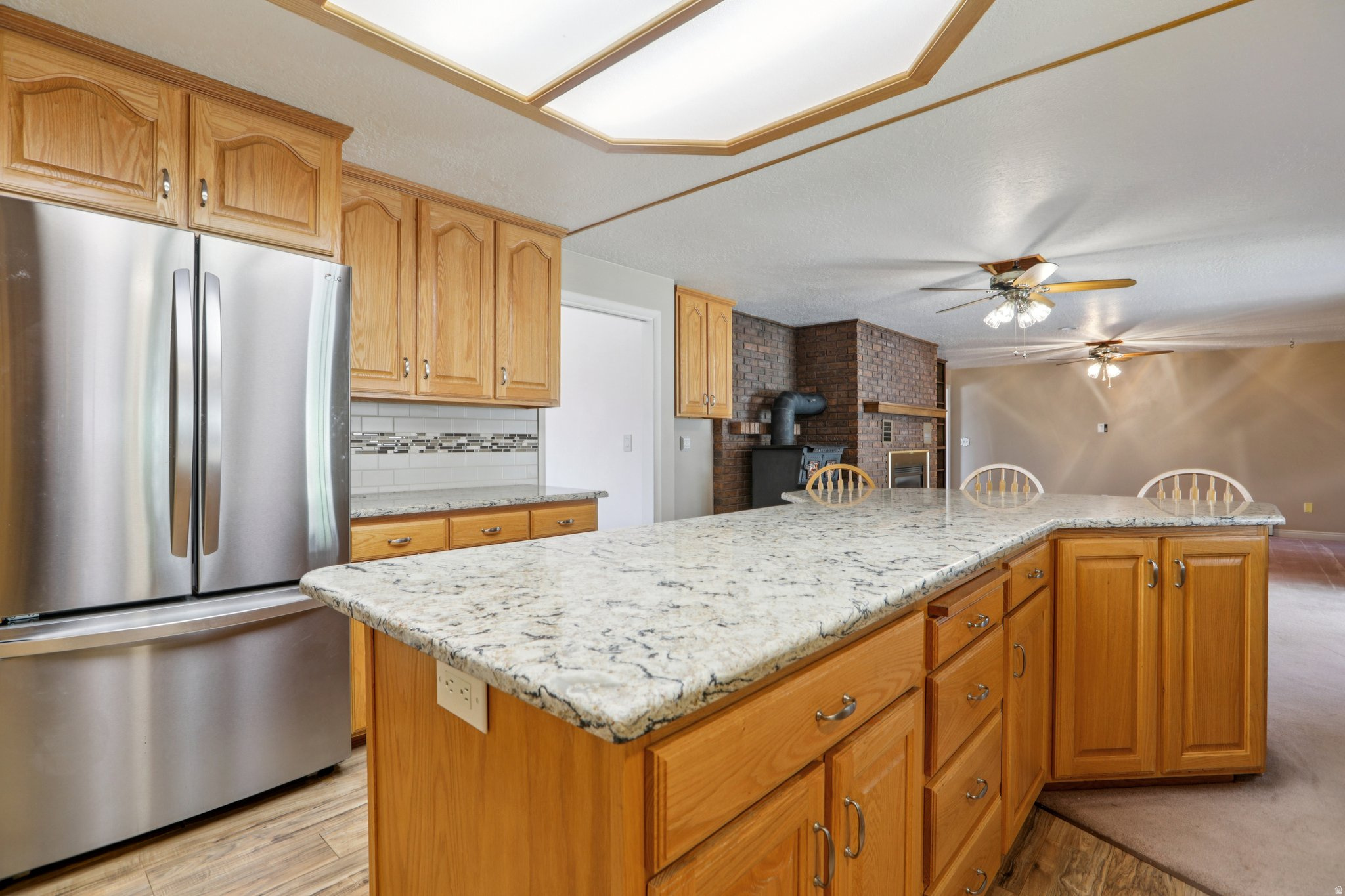 main property photo 4
