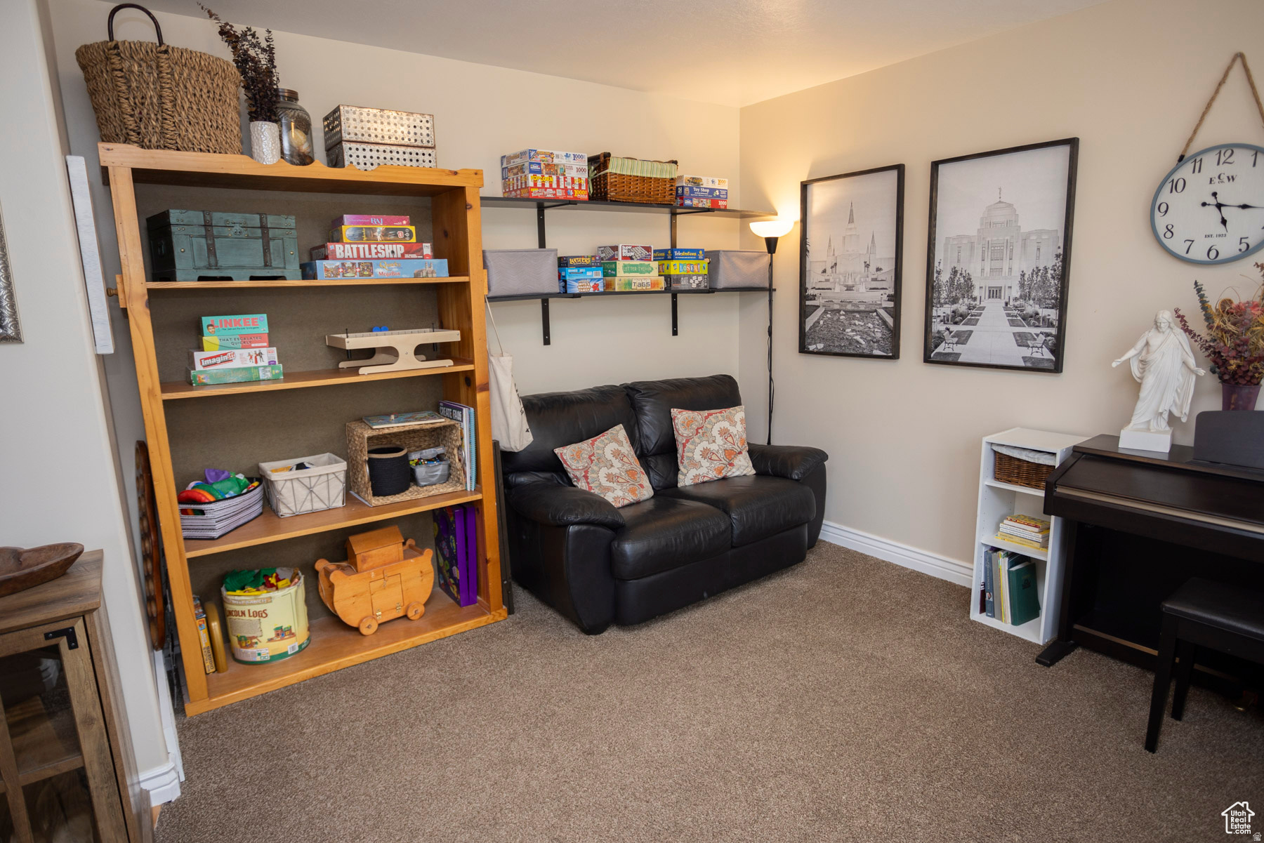 main property photo 13