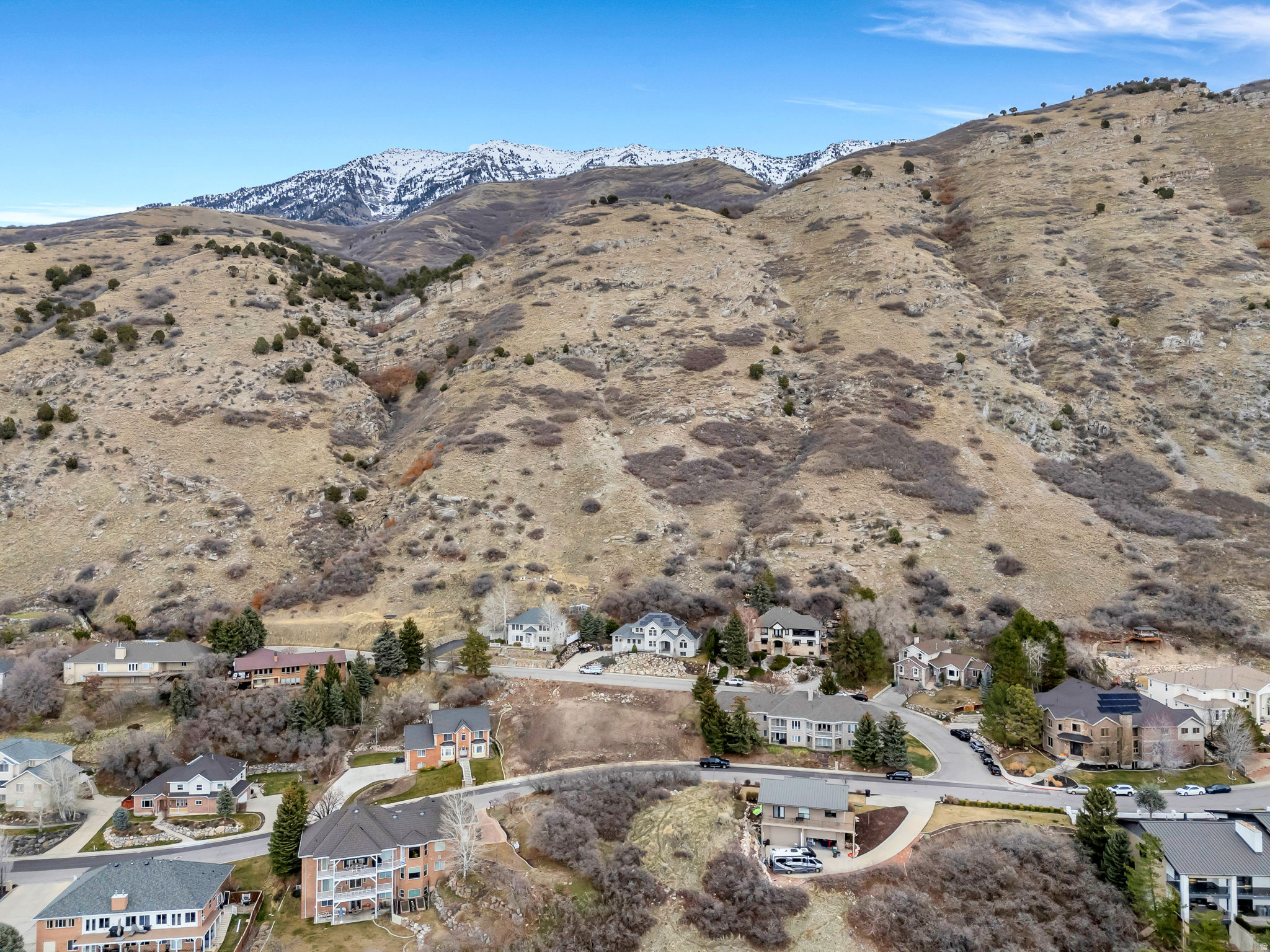 main property photo 11