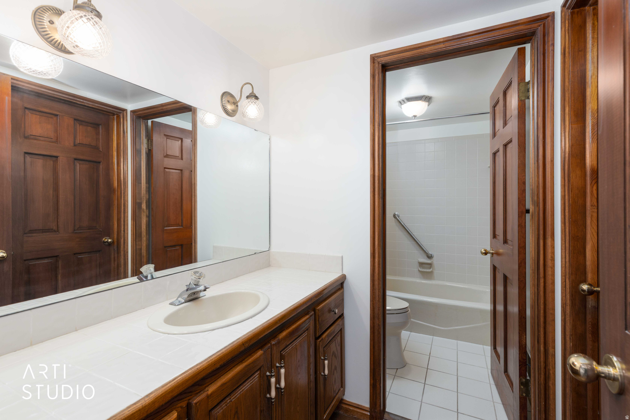main property photo 10