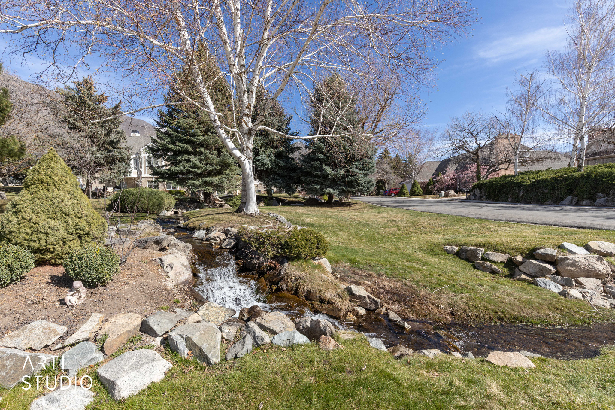 main property photo 57
