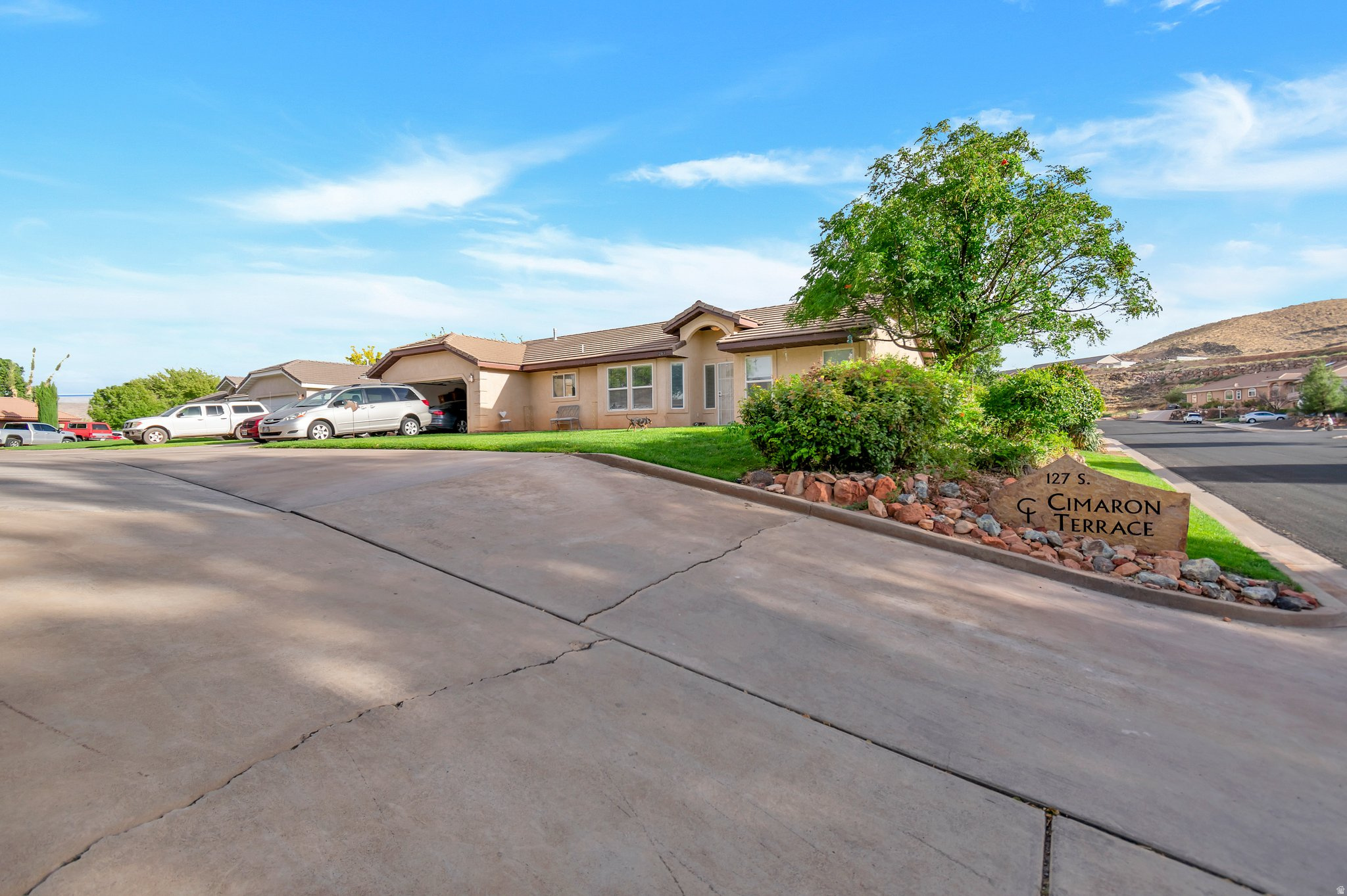 main property photo 6