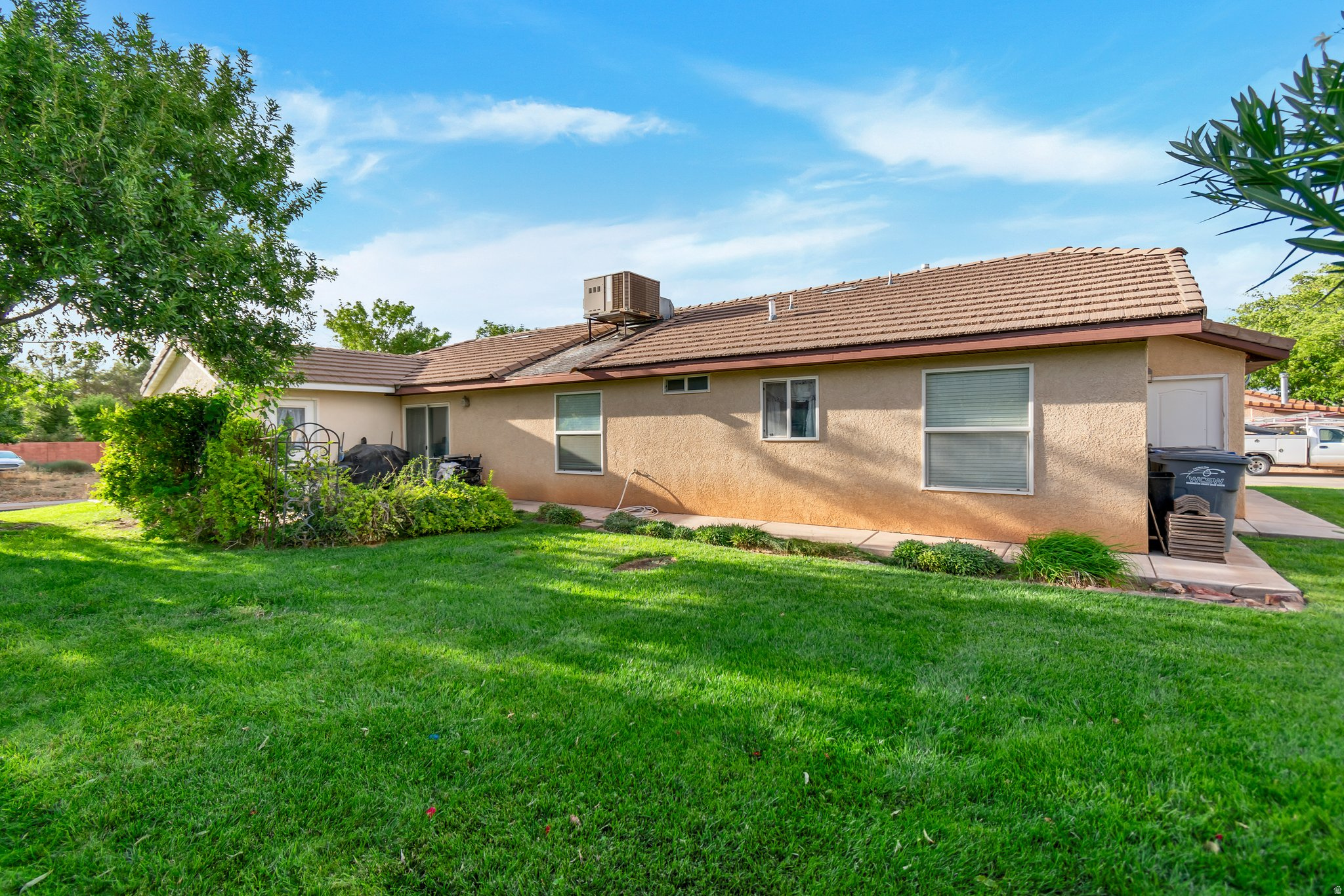 main property photo 76