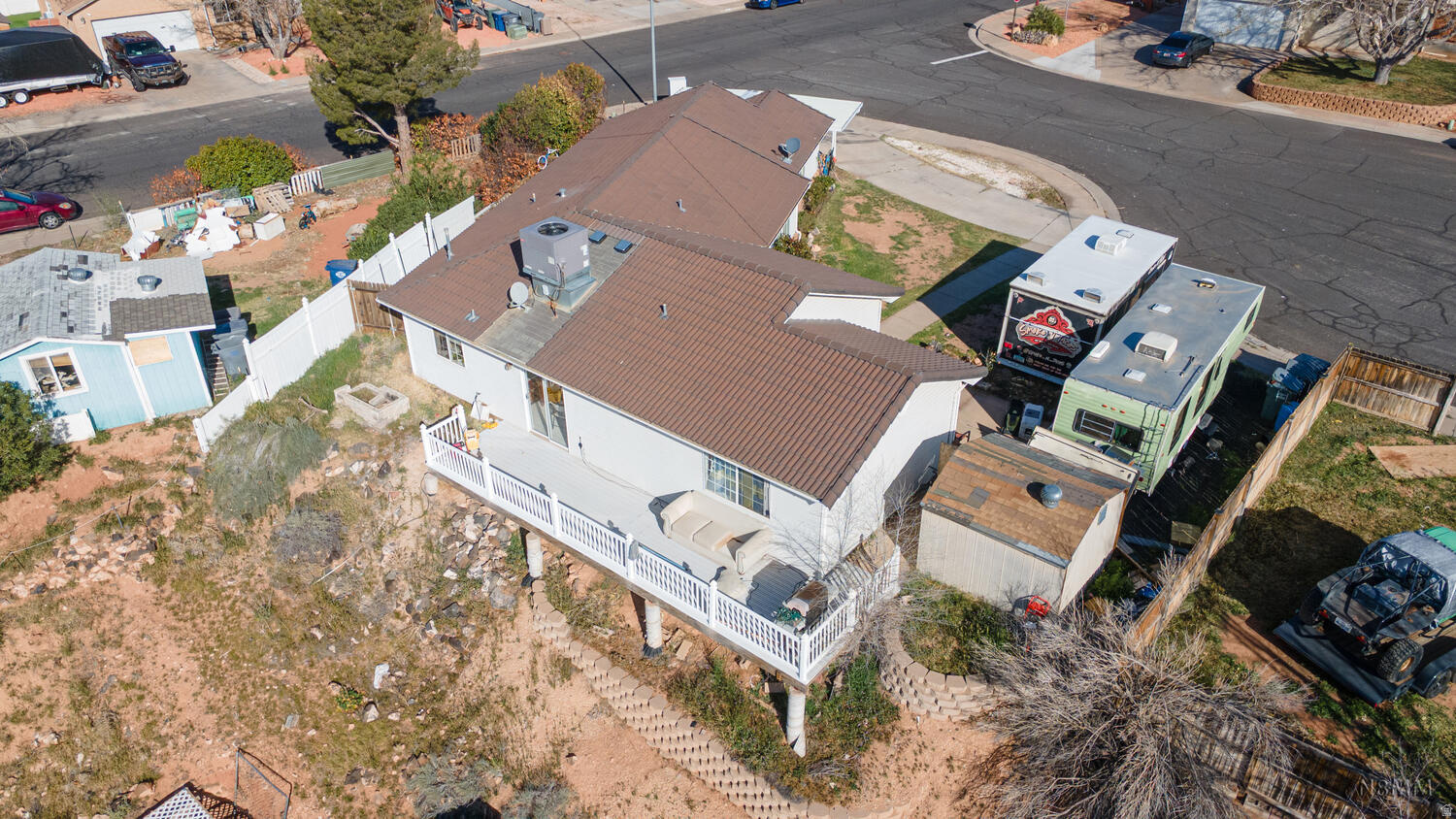 main property photo 36