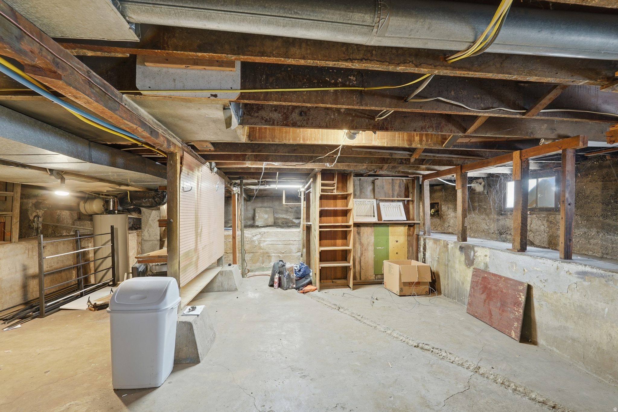 main property photo 14