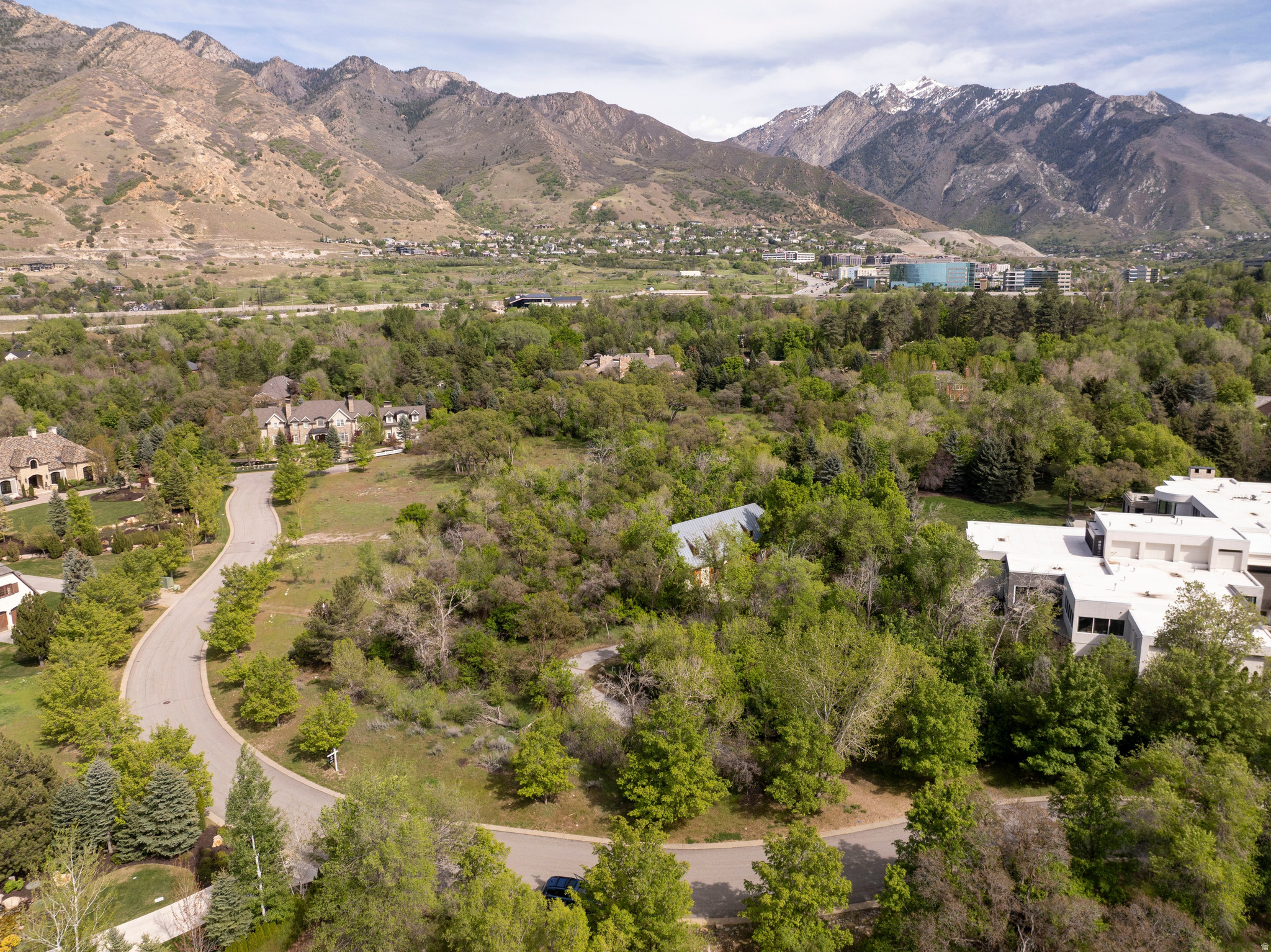 main property photo 7