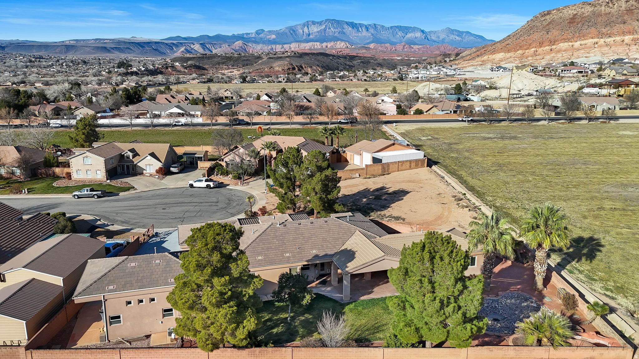 main property photo 38