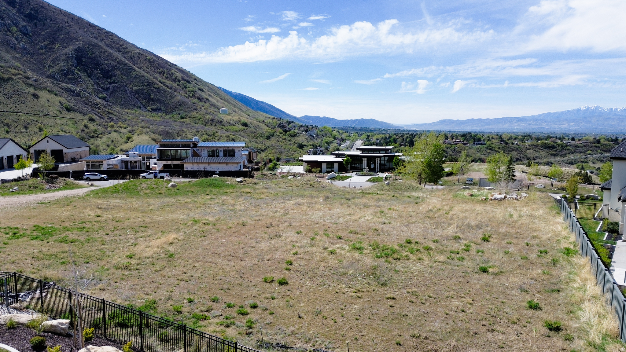 main property photo 12