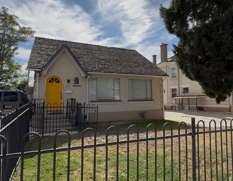 main property photo 22