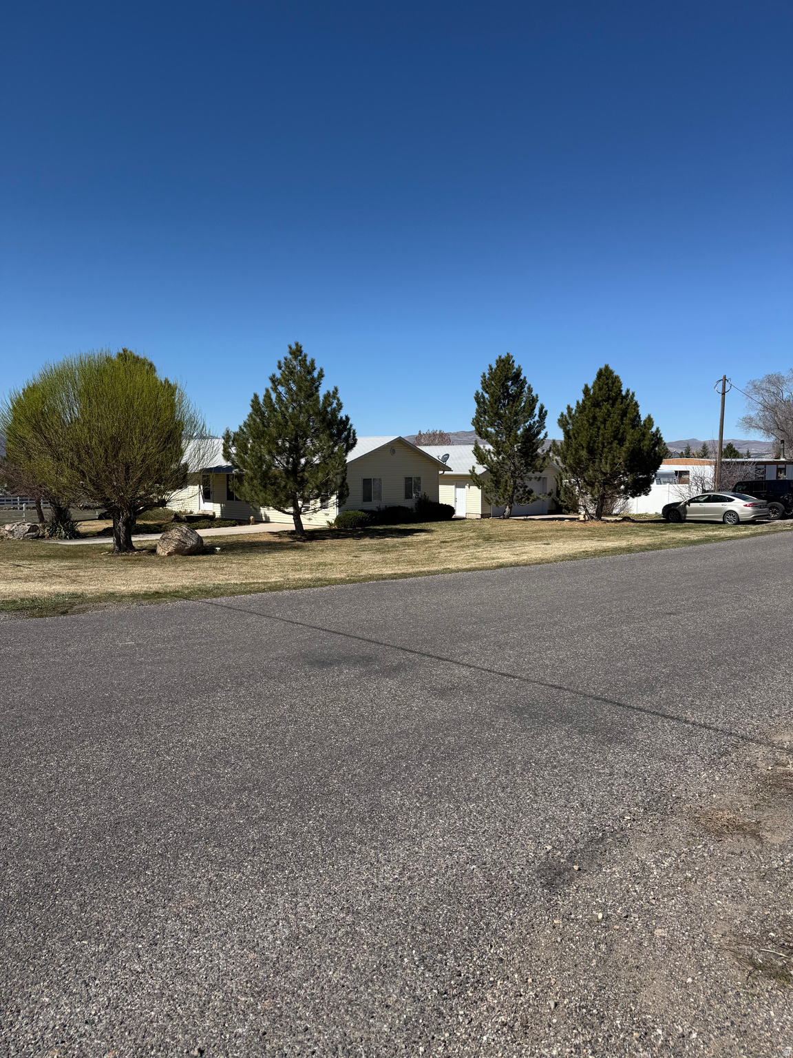 main property photo 11