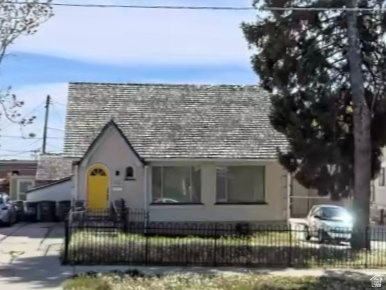 main property photo 17