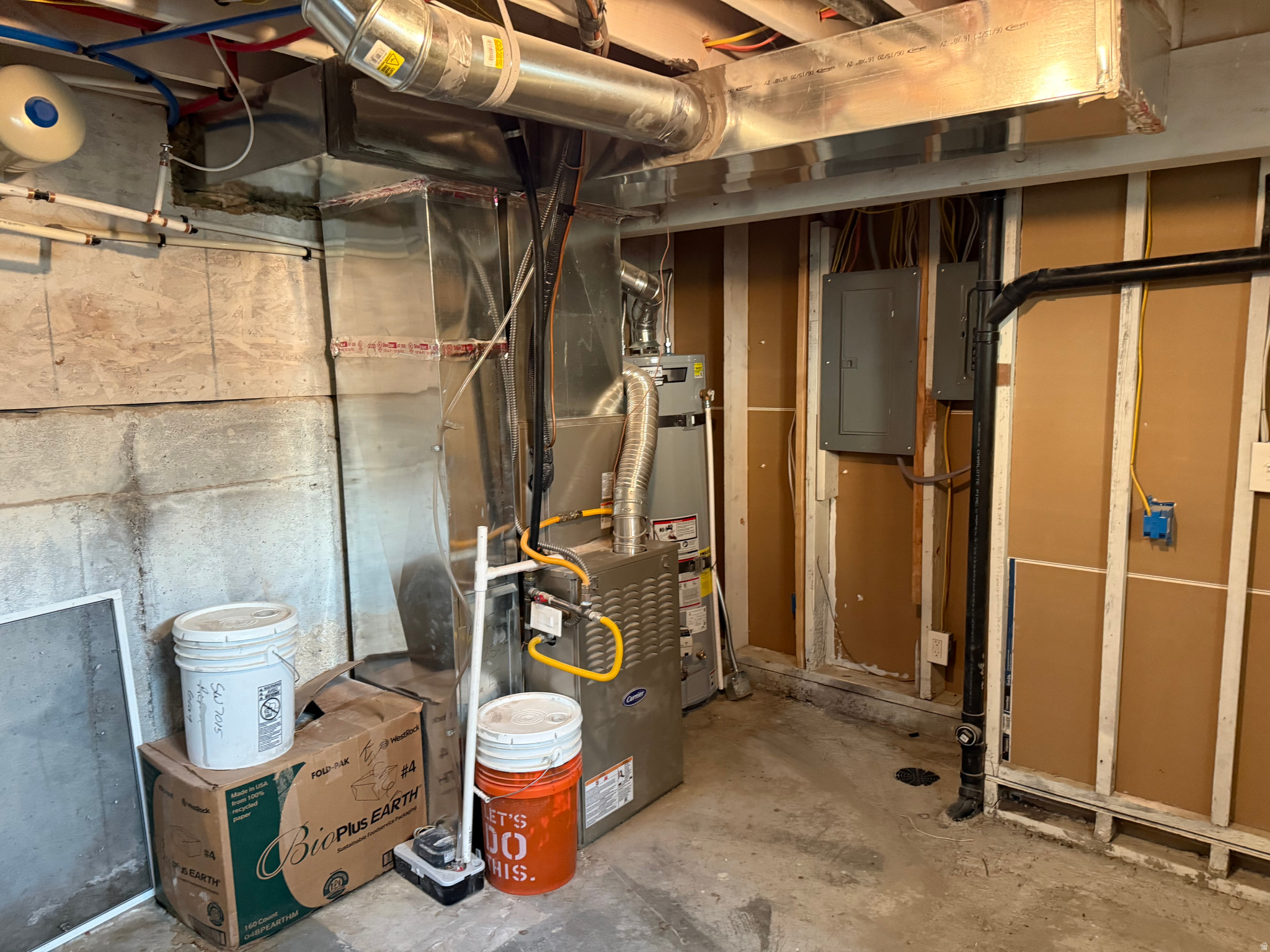 main property photo 14