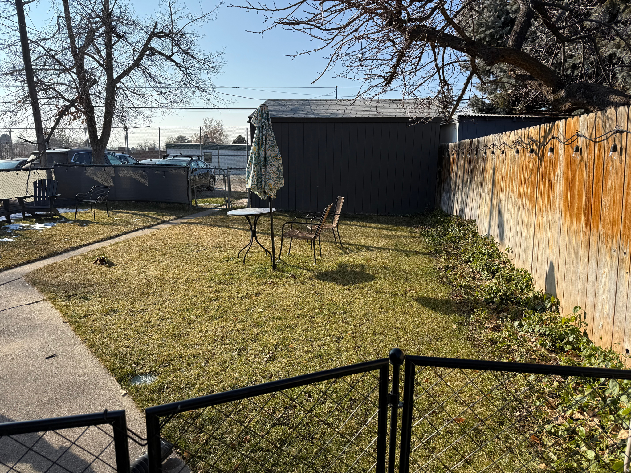 main property photo 17