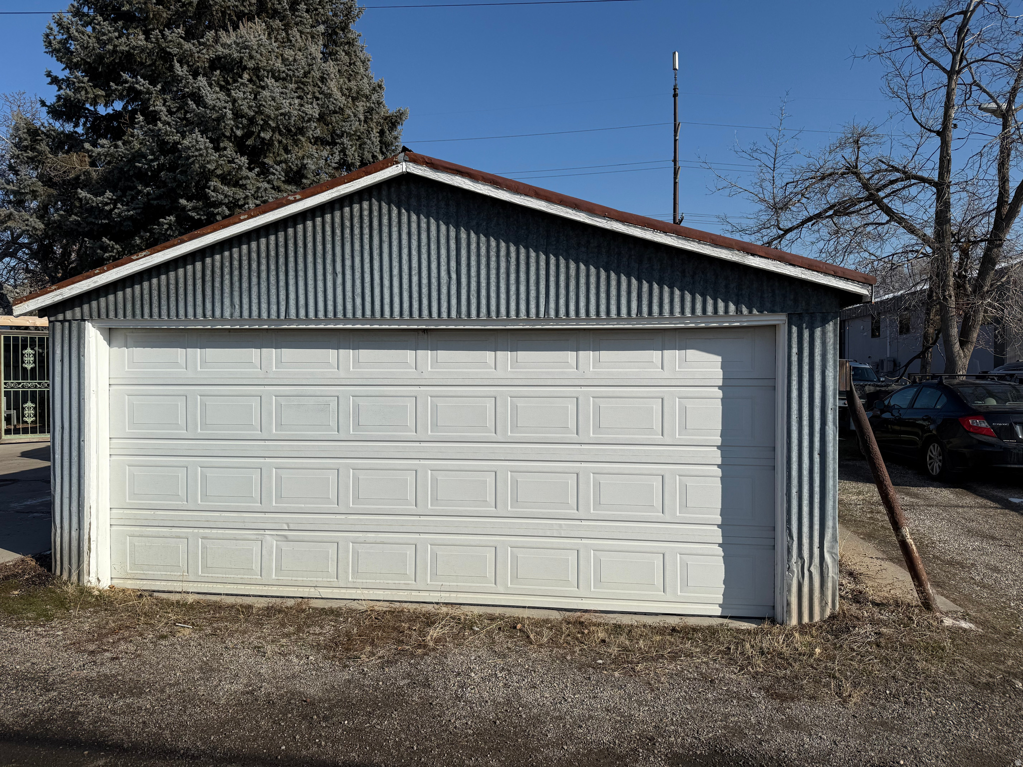 main property photo 33