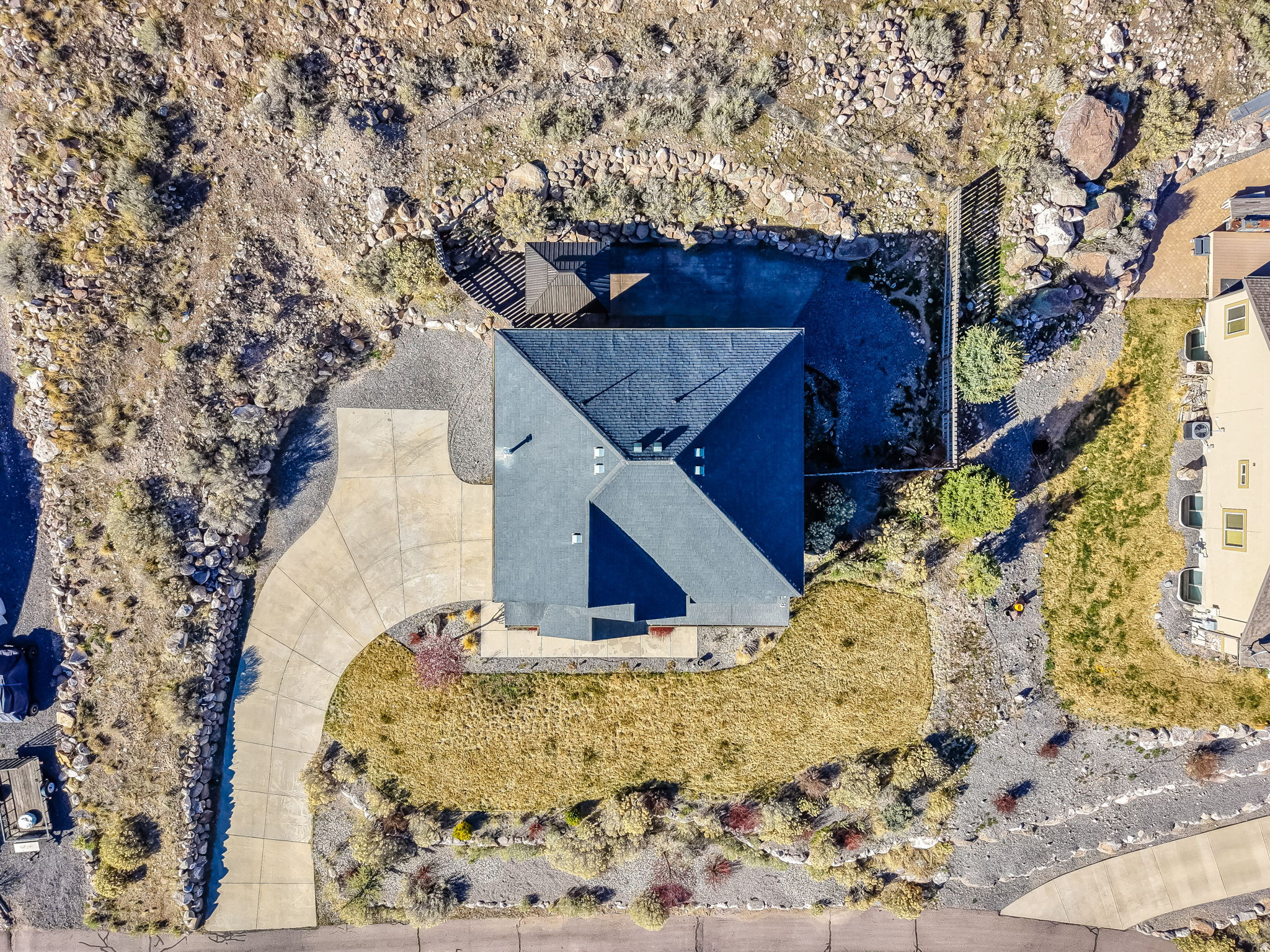 main property photo 39