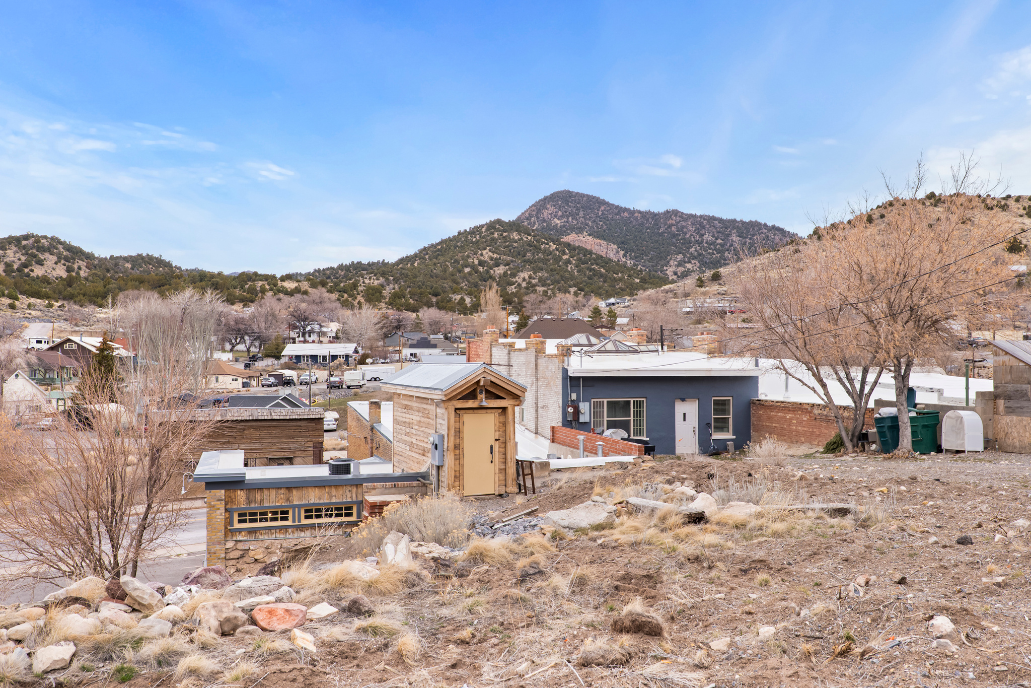 main property photo 35