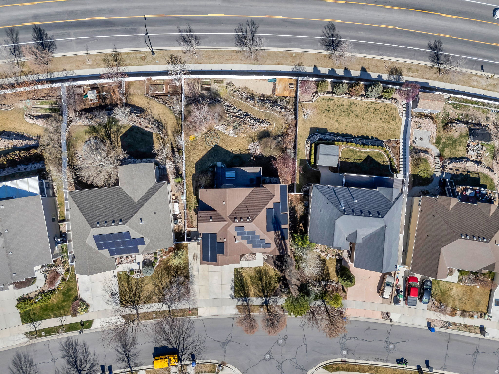 main property photo 36