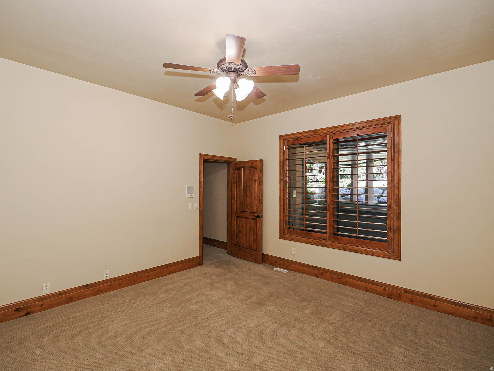 main property photo 103