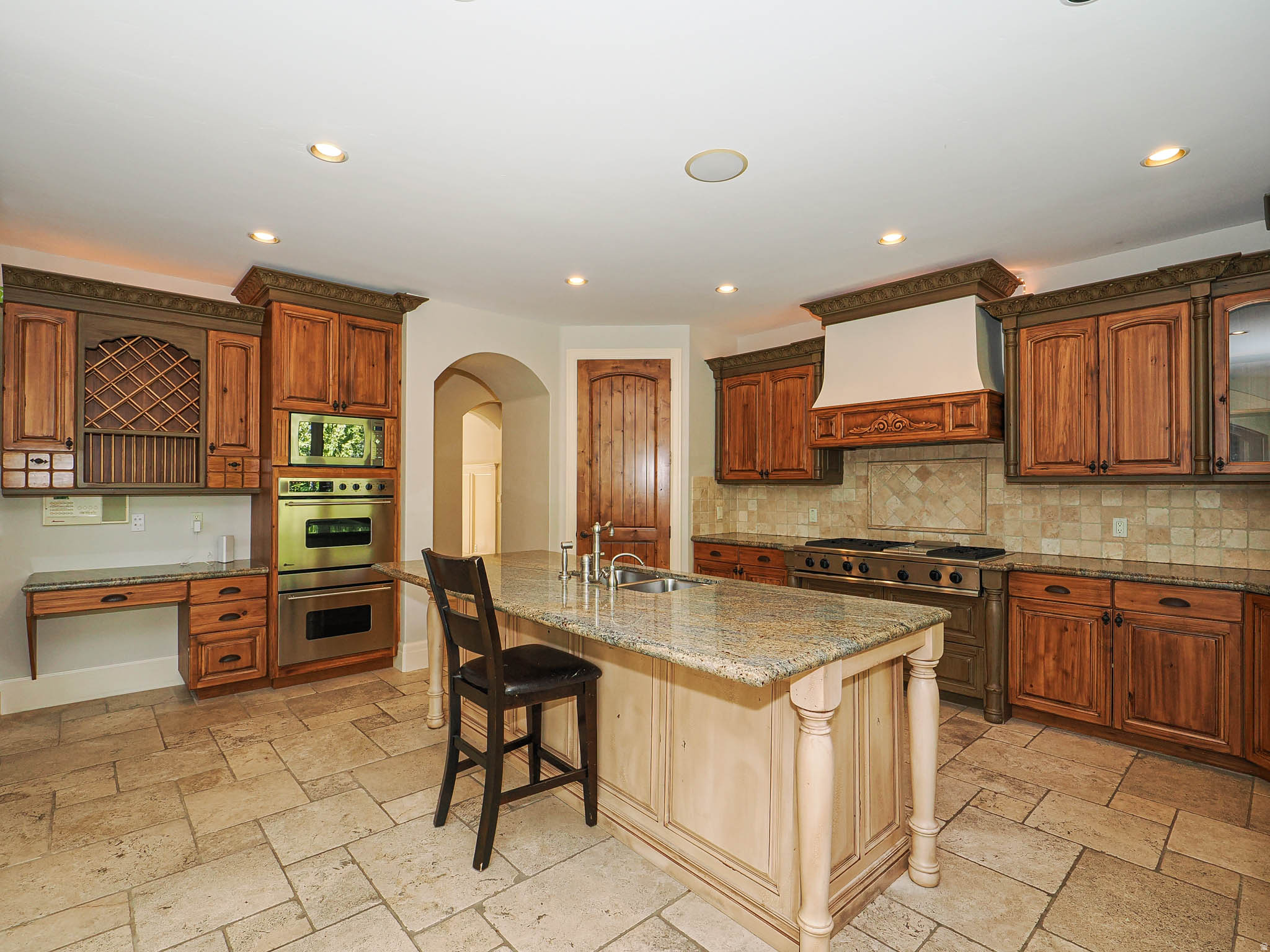 main property photo 46