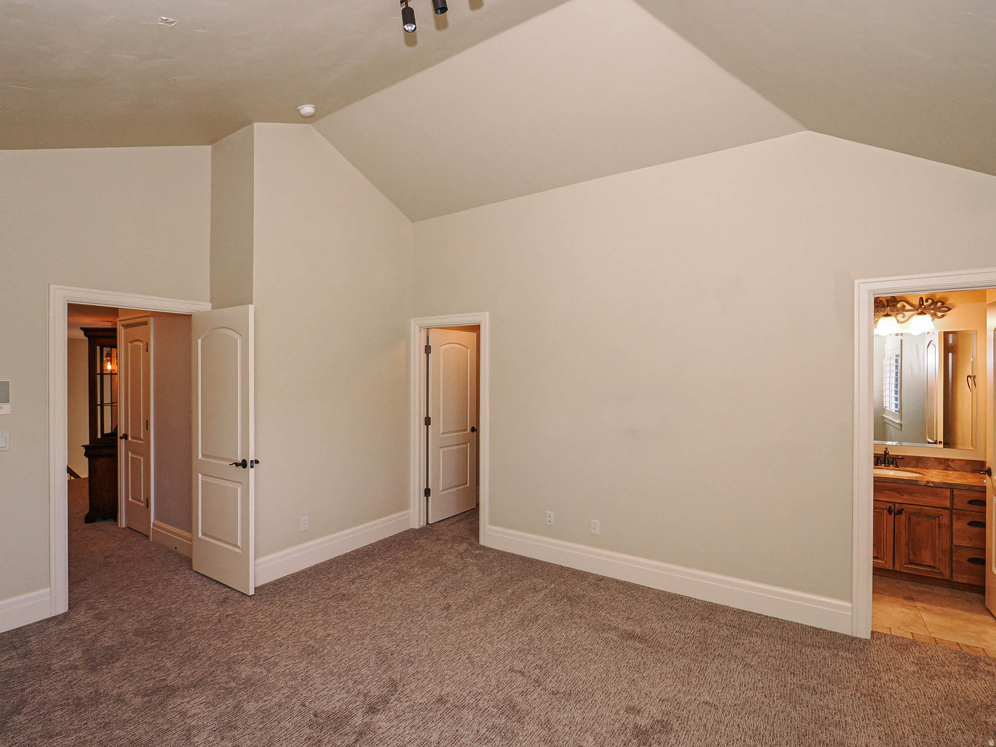 main property photo 69