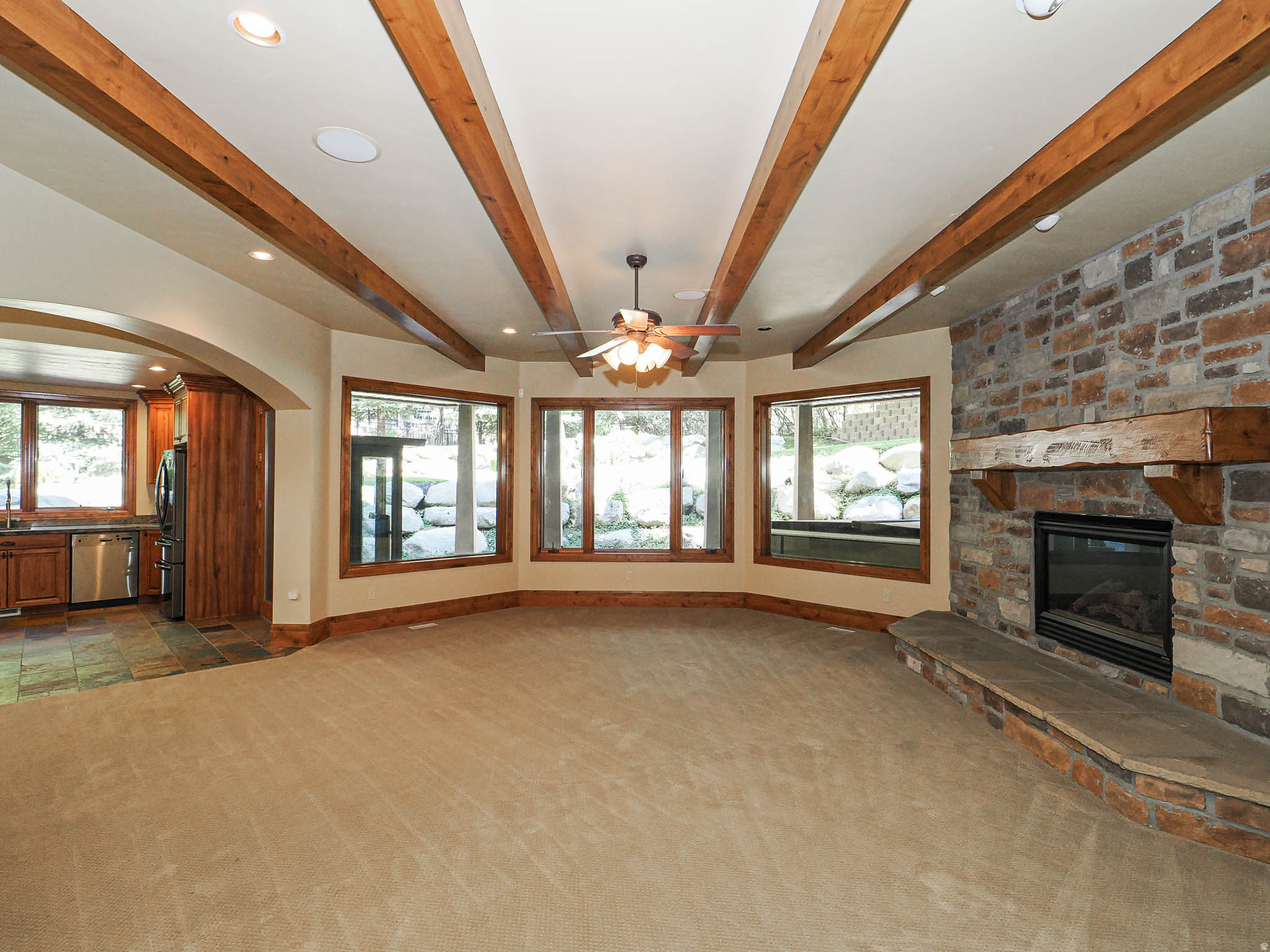 main property photo 78