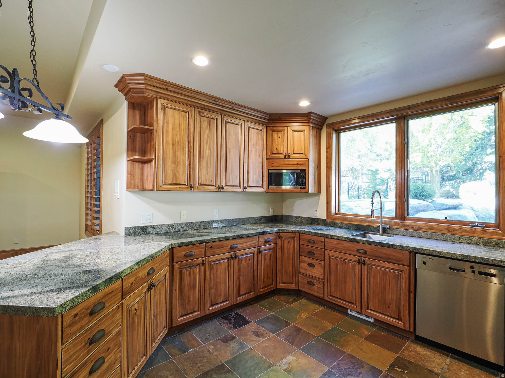 main property photo 83