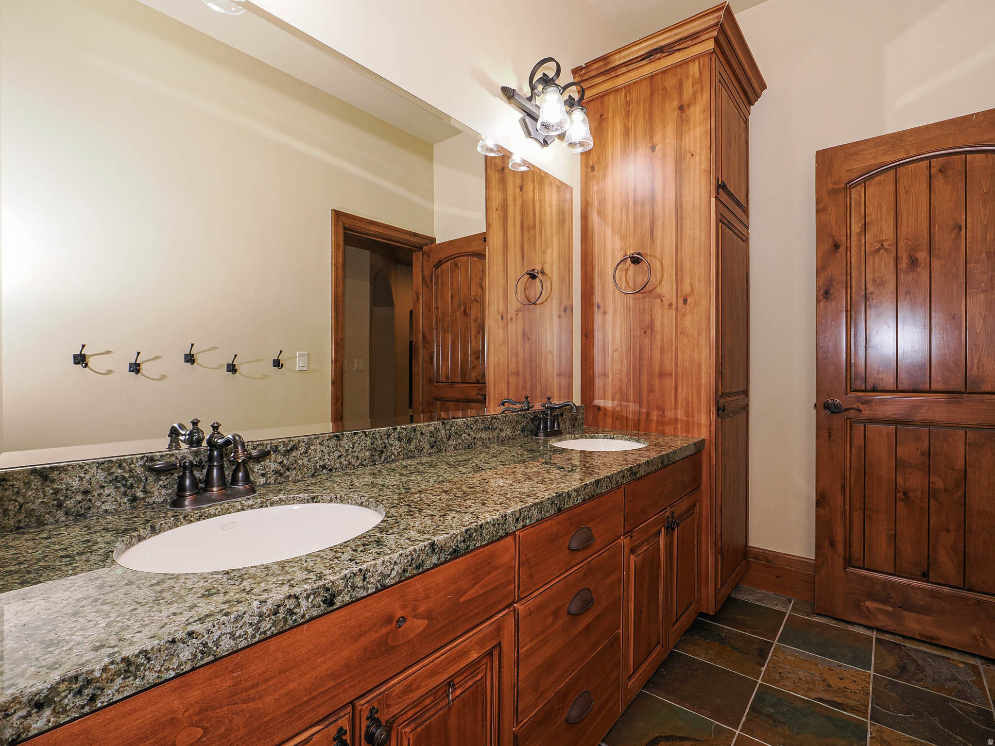 main property photo 98