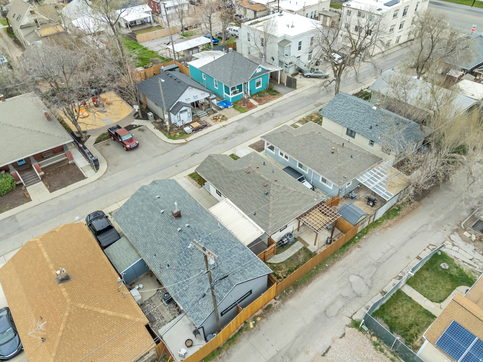 main property photo 22