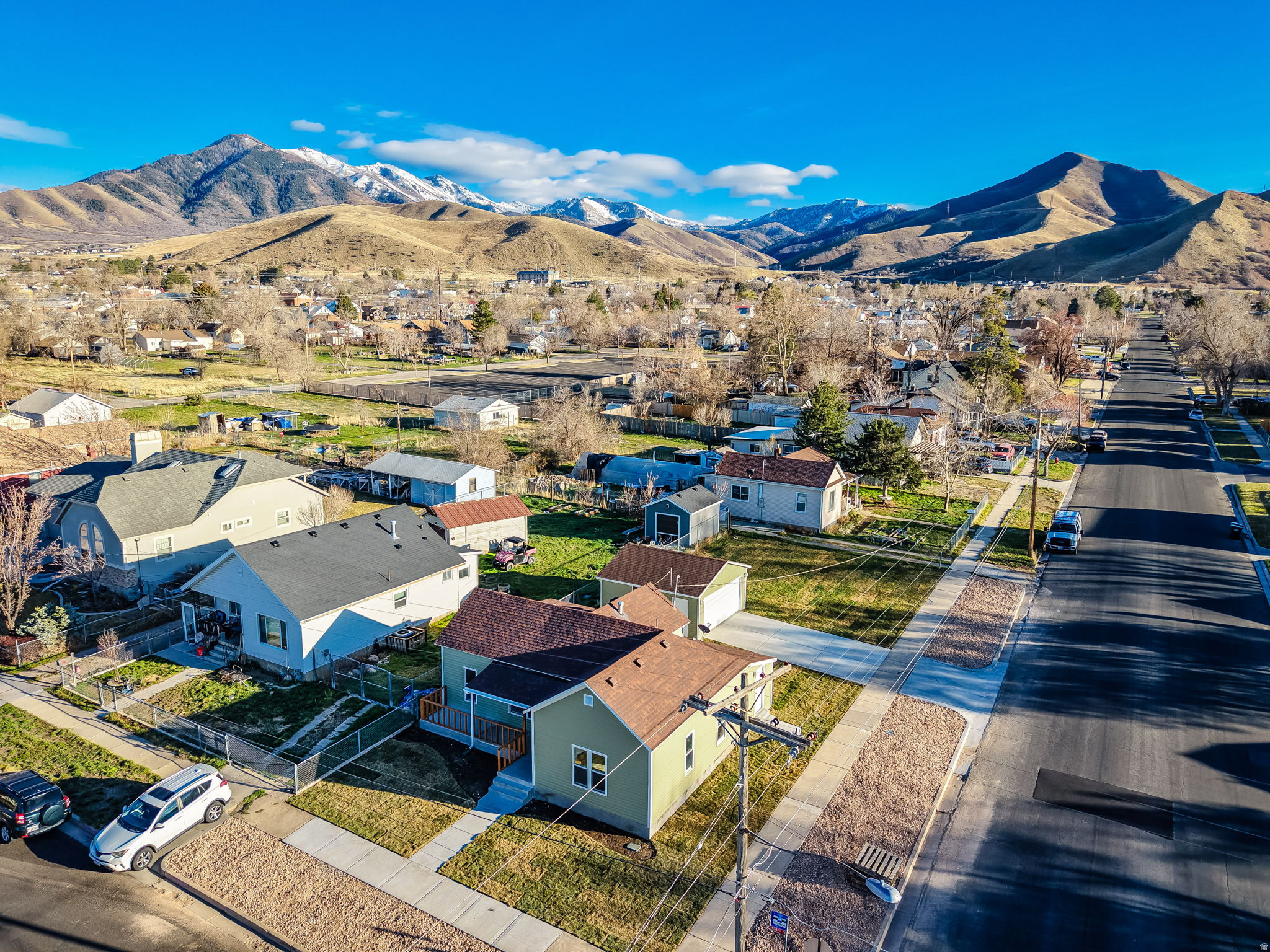main property photo 27