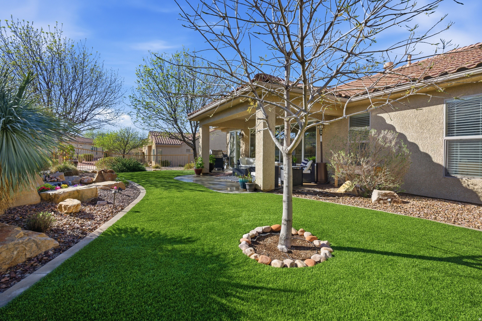 main property photo 27