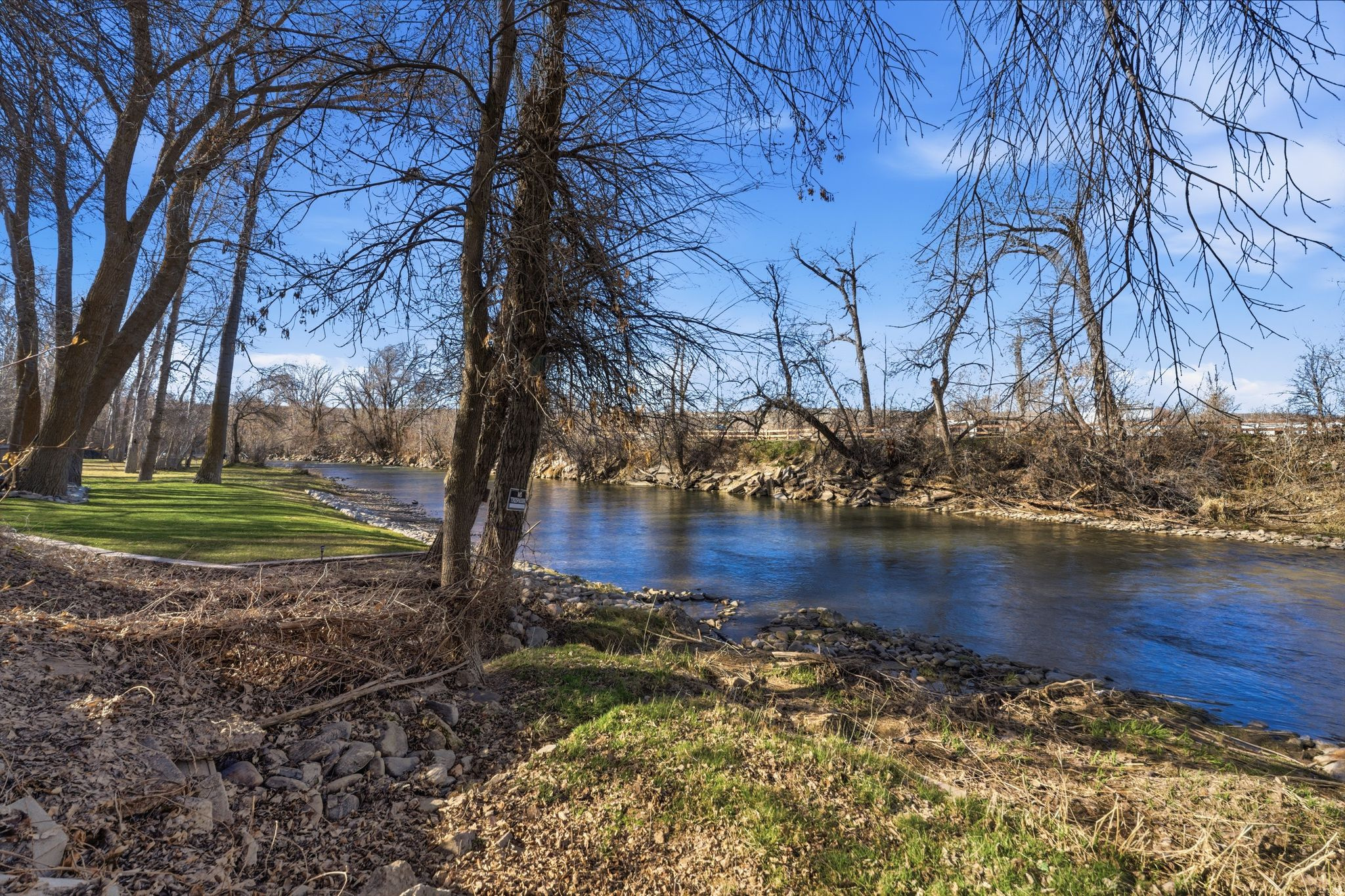 main property photo 30