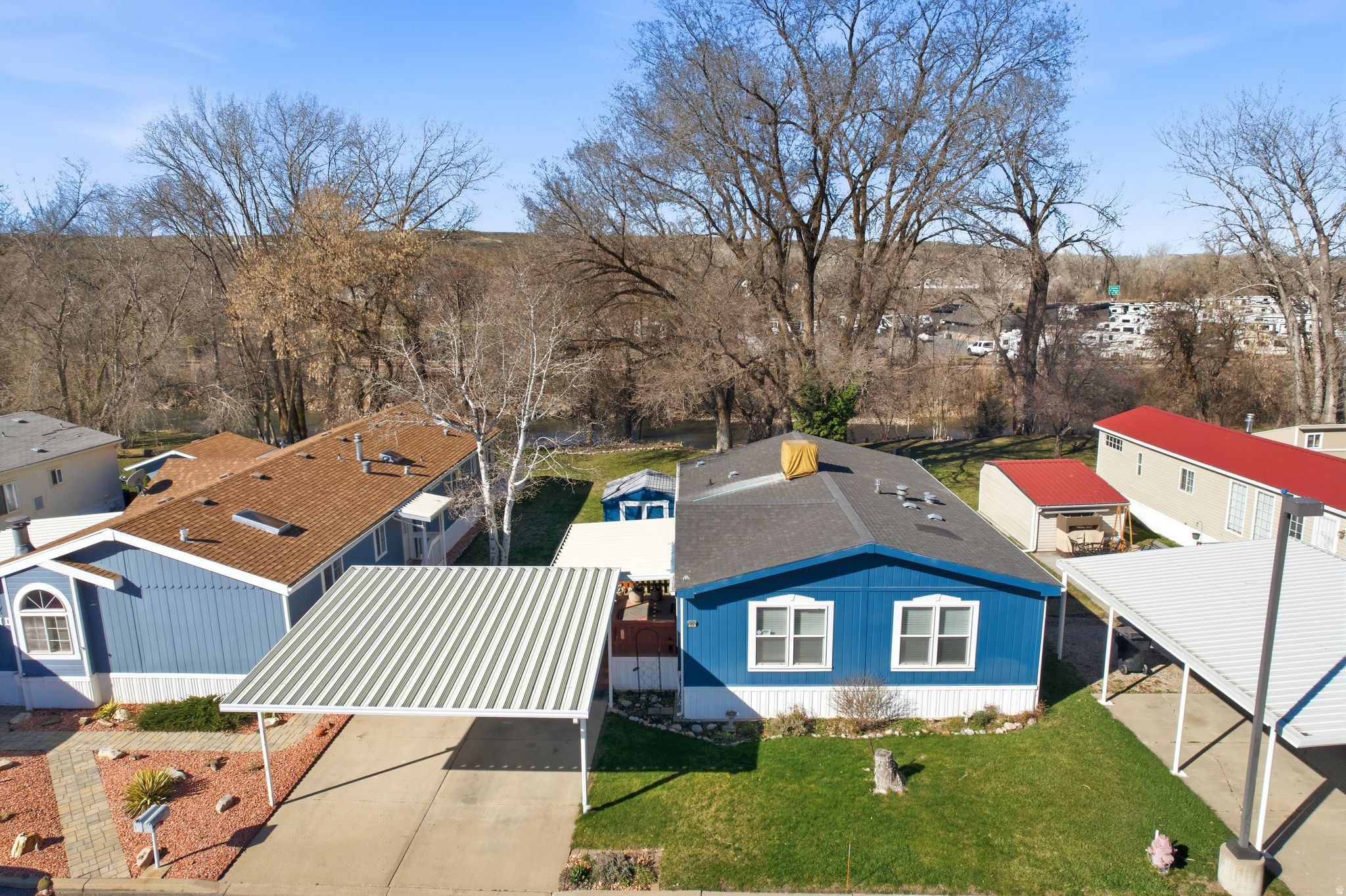 main property photo 33