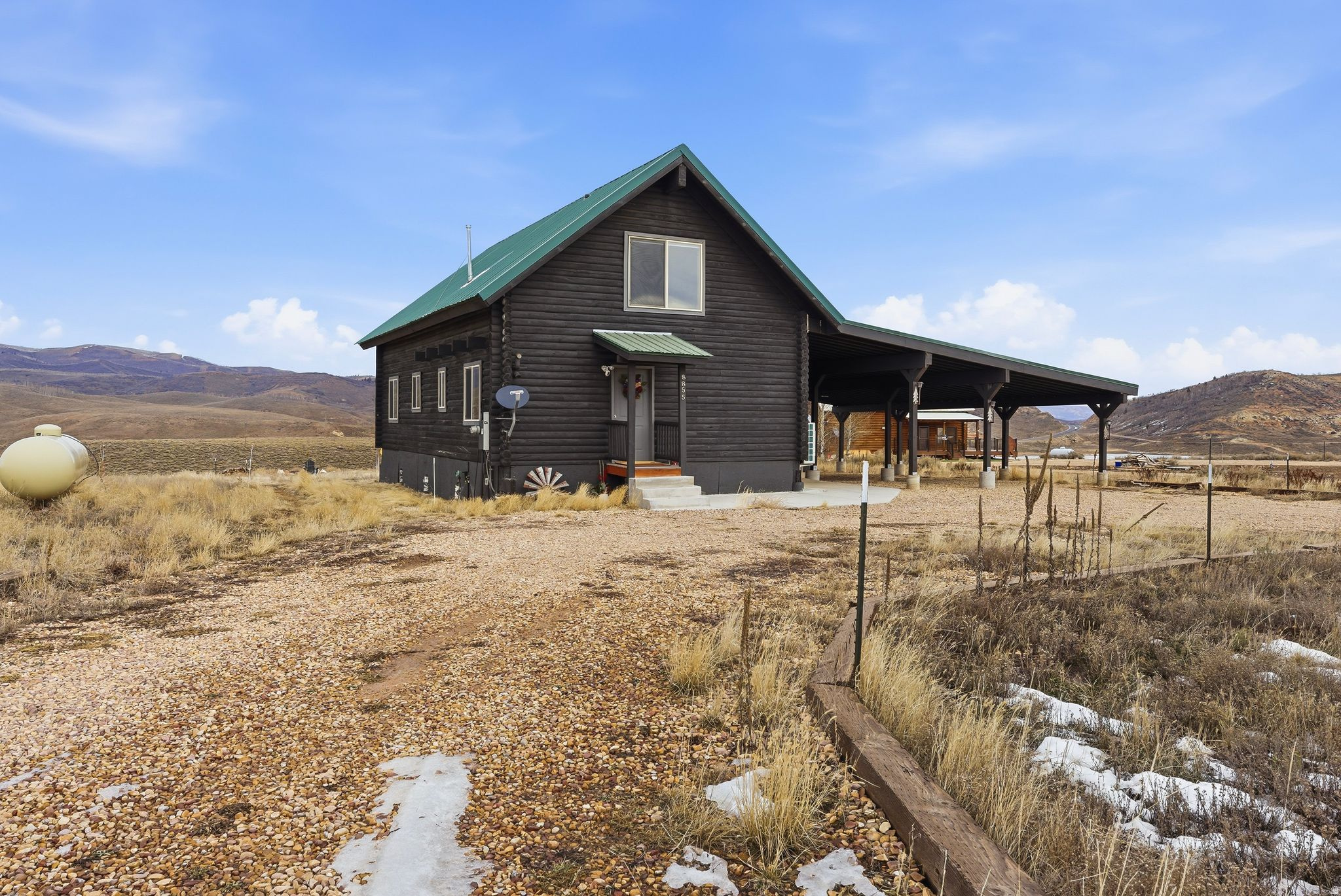 main property photo 6