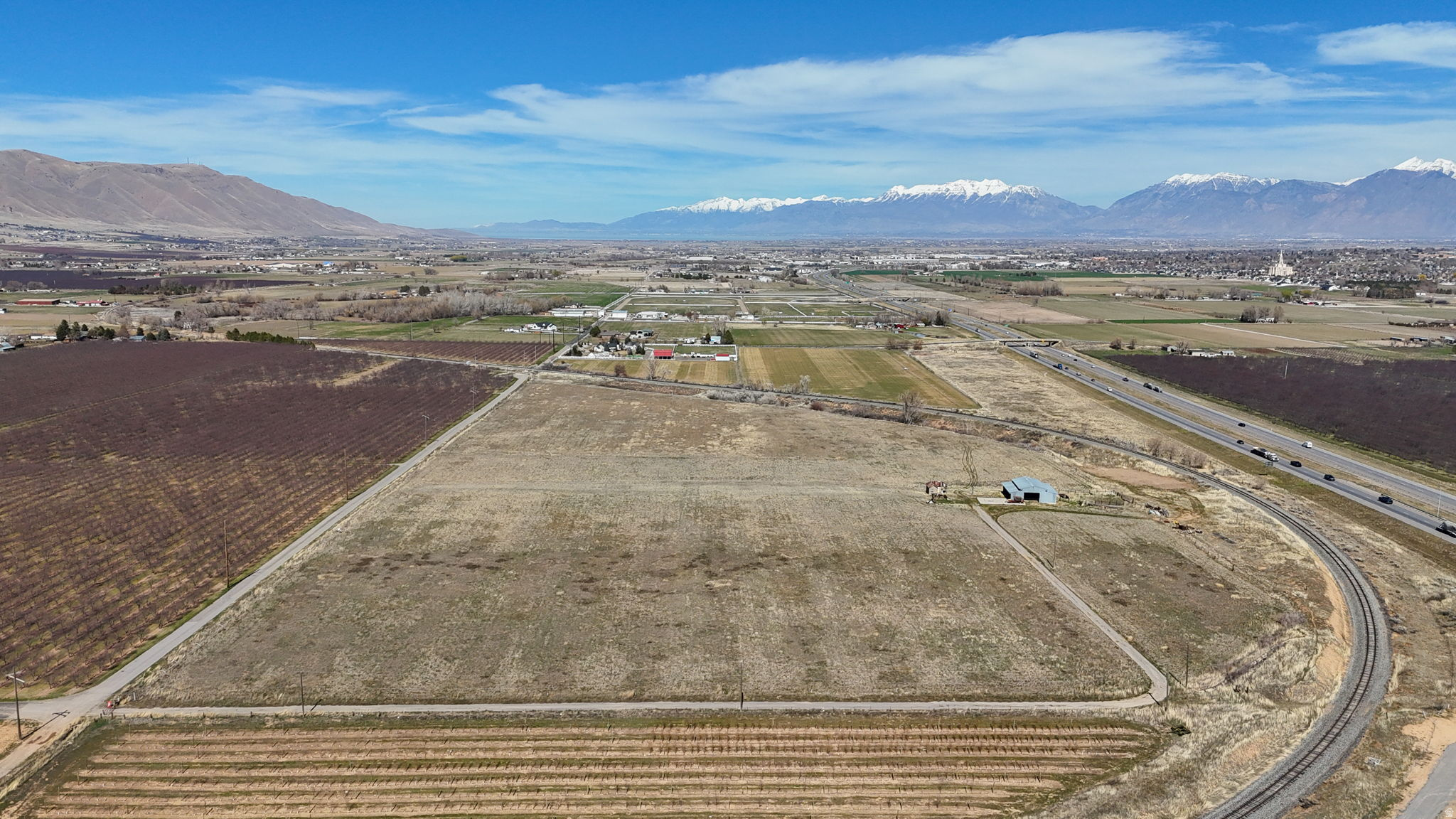 main property photo 13