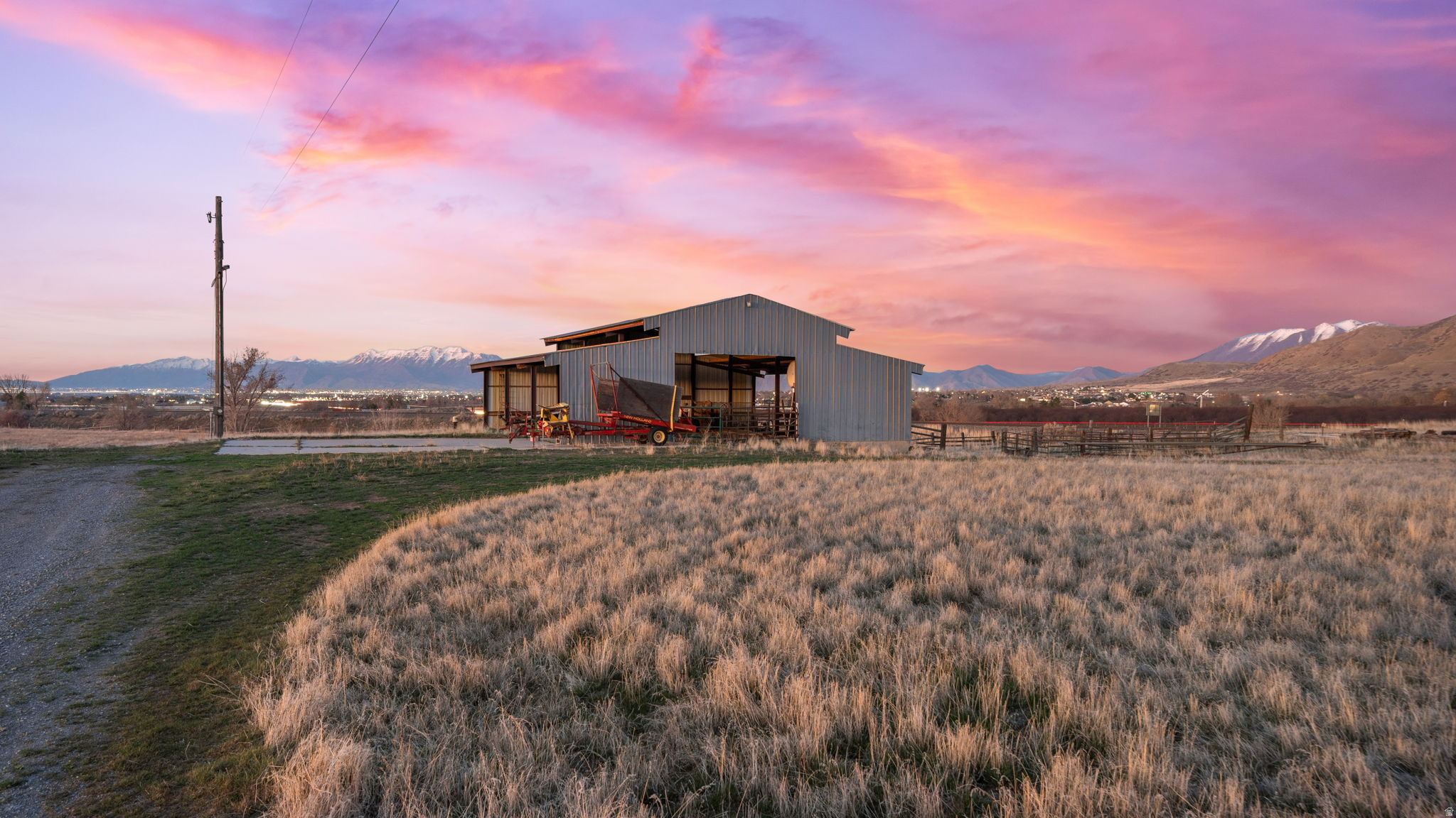 main property photo 29